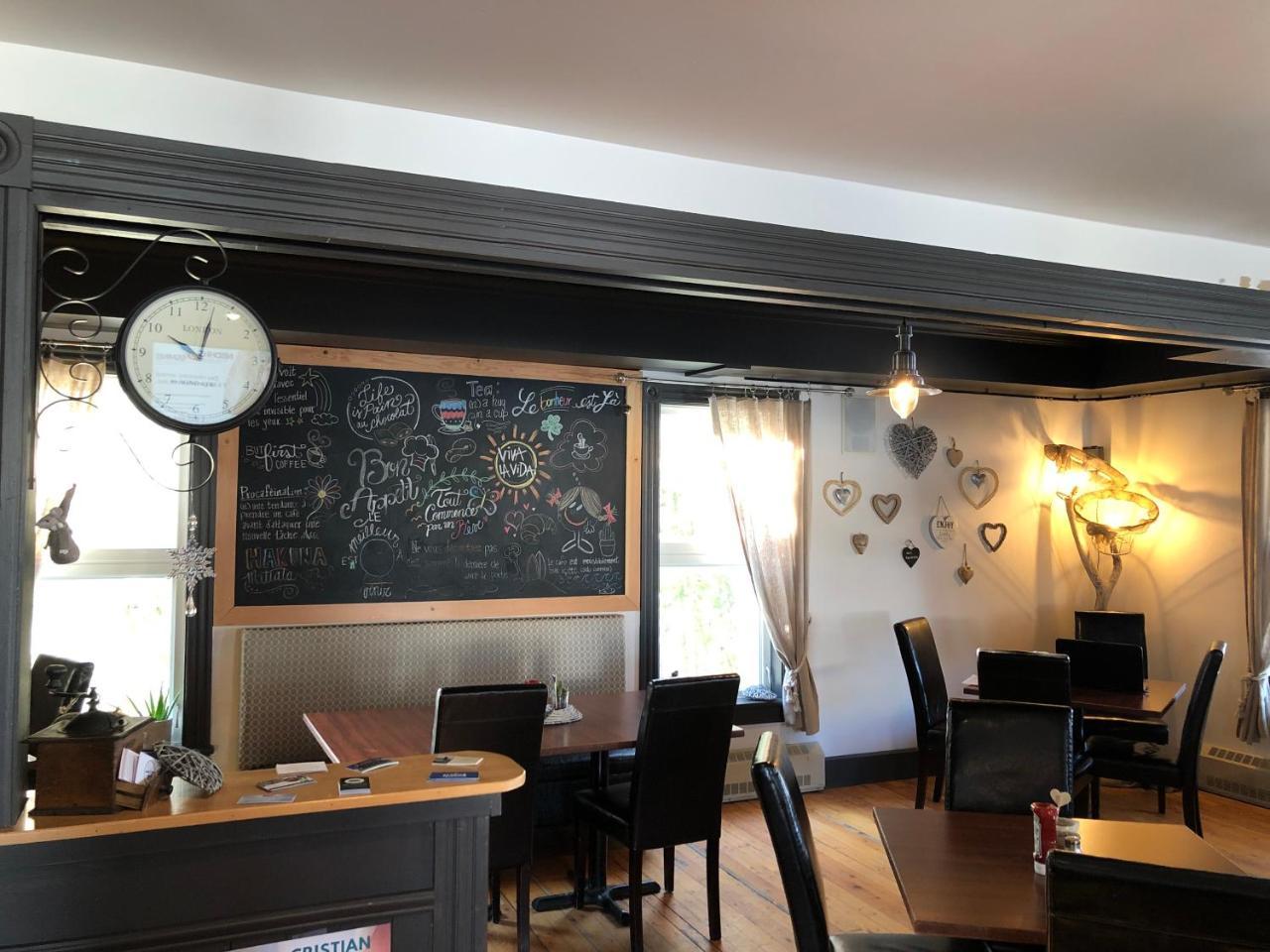 Auberge D'Anjou-Cocooning Cafe Petit Rocher 외부 사진